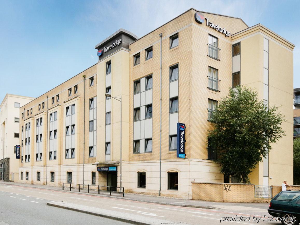 Travelodge Bristol Central Anchor Road Экстерьер фото