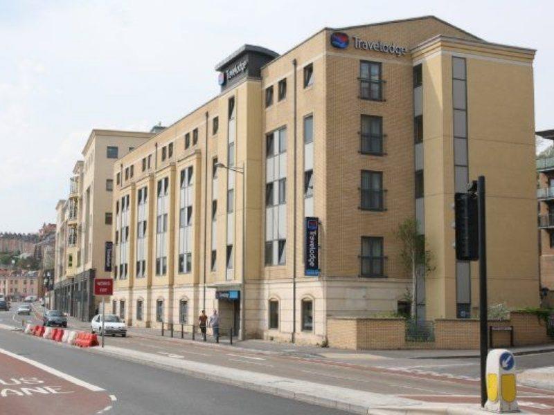 Travelodge Bristol Central Anchor Road Экстерьер фото